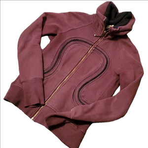 #354 Lululemon Athletica Womens Cuddle Up Jacket Size 6 j14